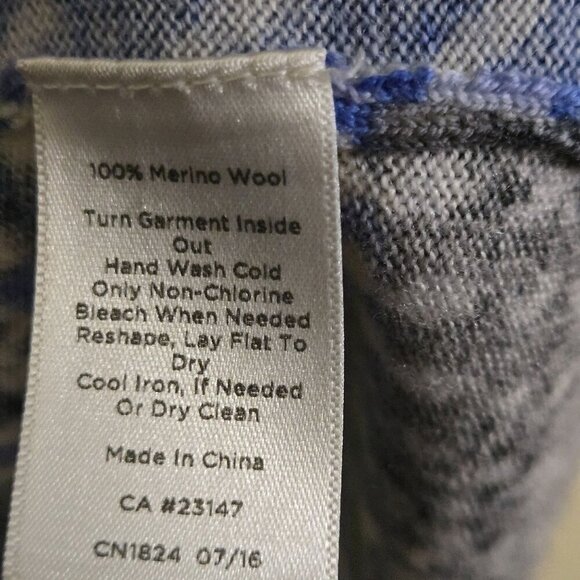 Talbots Woman Pure Merino Wool Houndstooth Paisley Cardigan Sweater Size 1X - Picture 7 of 7